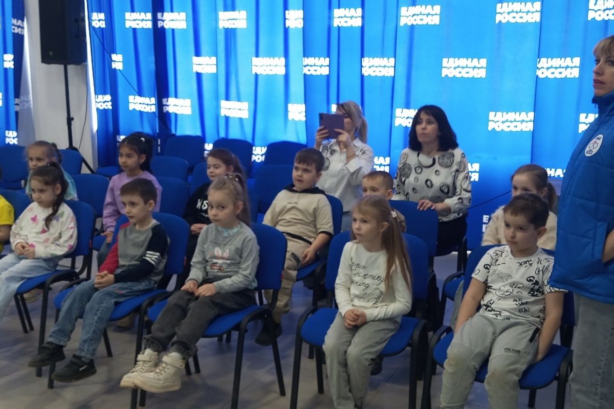 В Штабе общественной поддержки прошло профилактическое мероприятие «Наставник ЮИД»