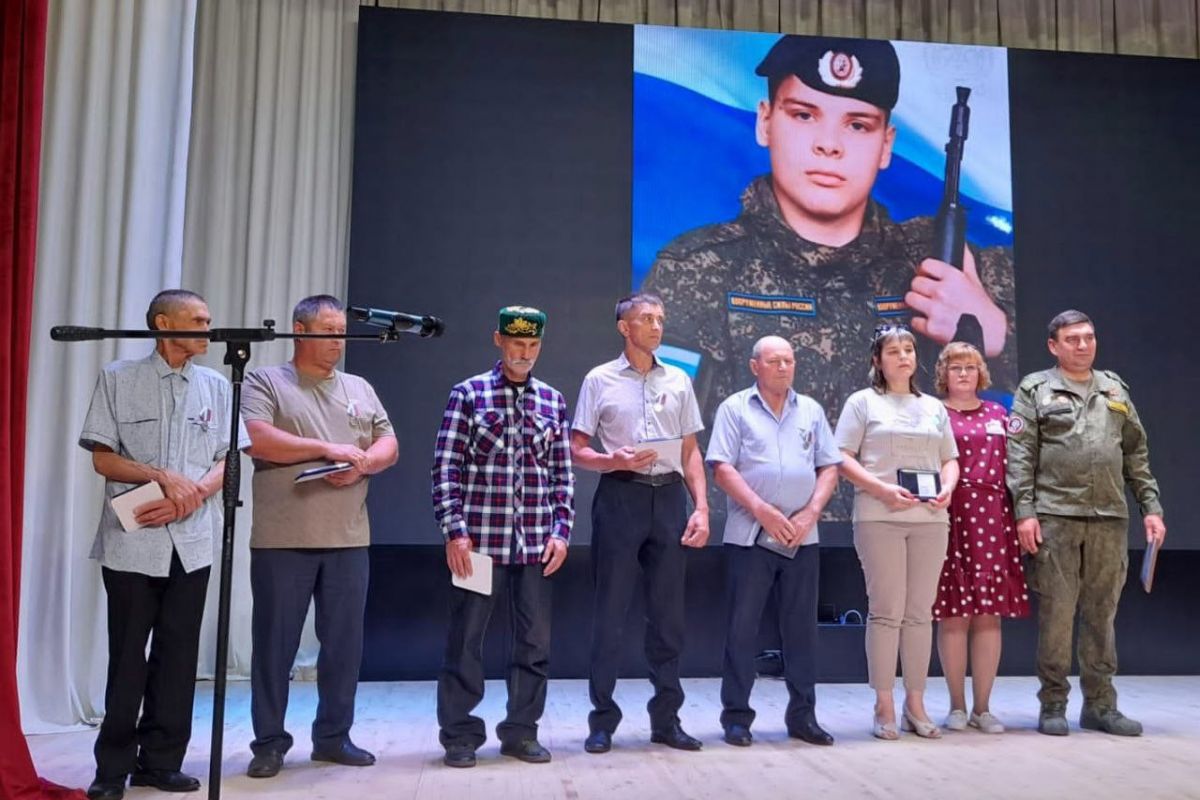 «Отец солдата» вручили еще в двух районах области