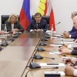 Состоялось заседание фракции «Единой России» в региональном парламенте