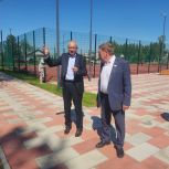 Валентин Лаппо проверил состояние детской площадки, благоустроенной в 2023 году