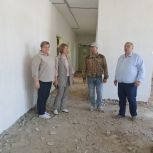 Иван Бахилов проверил ход и качество капитального ремонта в двух образовательных учреждениях Касимовского округа