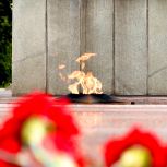 Партийцы Металлургического района почтили память героев Великой Отечественной войны
