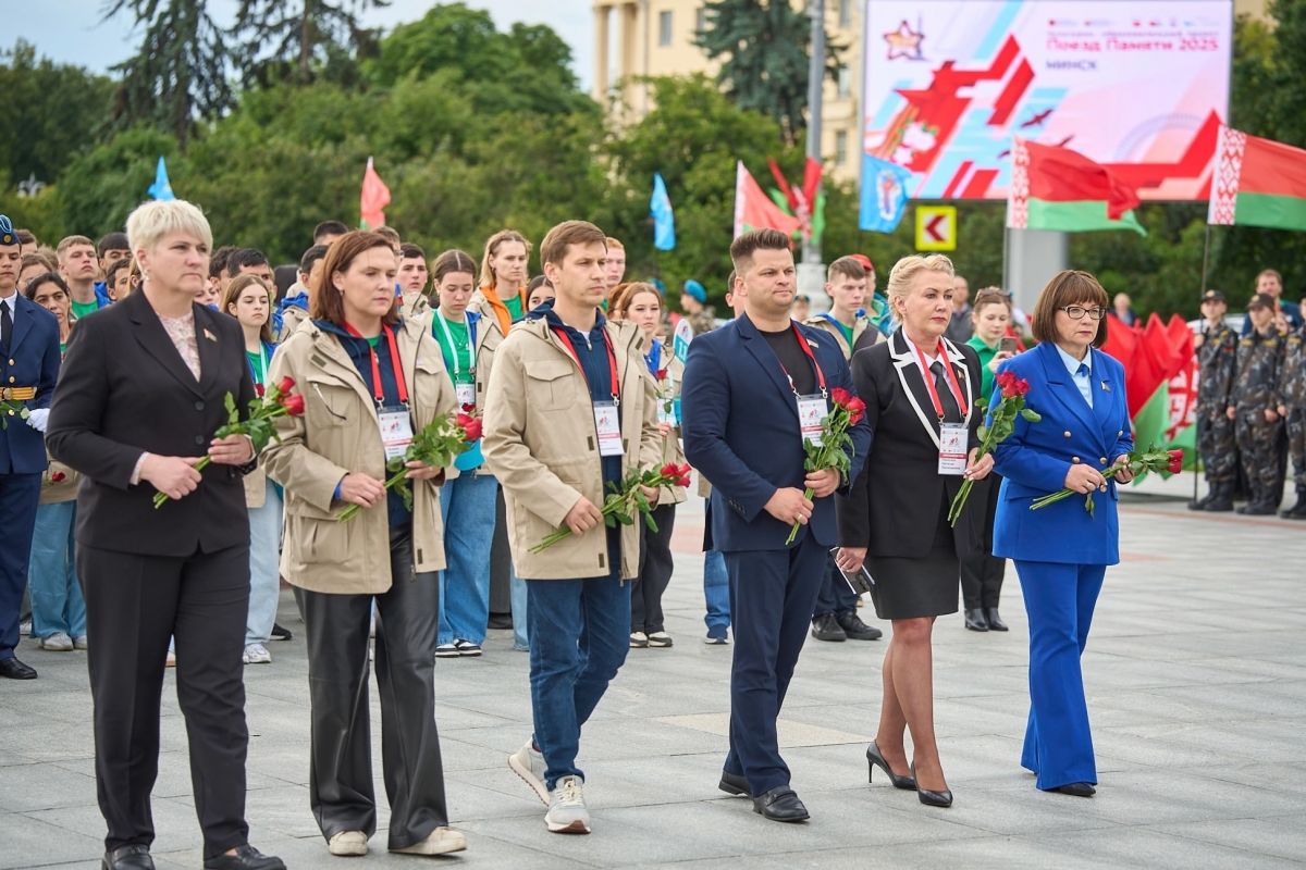 Сенатор СФ от Архангельской области Иван Новиков принимает участие в международной патриотической акции