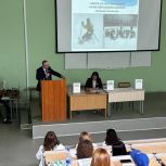 Член Центрального местного отделения партии «Единая Россия» Александр Казаков выступил с докладом на форум-выставке «Равные возможности»