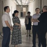 Партийный десант Курского округа провёл мониторинг капремонта в школе-интернате села Русского