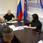 В Брянске депутат Госдумы Олег Матыцин провел прием граждан