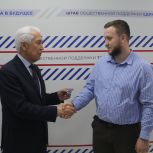 Ряды партии пополняются