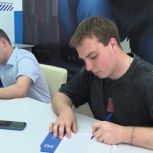 Более тысячи предложений передали жители Новгородской области депутату Госдумы Артему Кирьянову