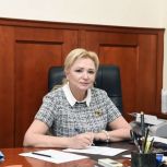 Елена Павлюченко: «Выплаты молодым педагогам повысят престиж учительской профессии в Дагестане»