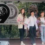 Партийцы и сторонники «Единой России» подарили брянцам праздник ко Дню соседей