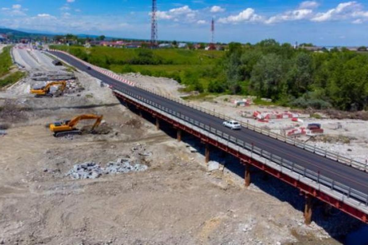 В КБР до конца 2027 года отремонтируют 20 км дорог и мост на трассе «Кавказ»