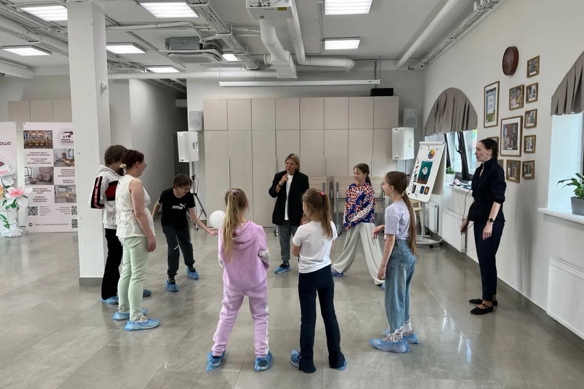 Крепкая семья: через игру - к взаимопониманию