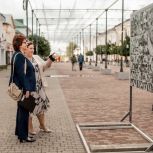 В Калуге традиционно ко Дню медицинского работника областная больница открыла фотовыставку