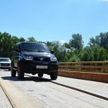 Движение по отремонтированному мосту через реку Алей открыли в Локтевском районе