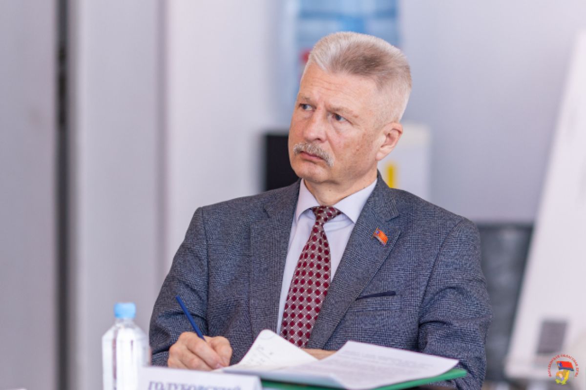 Петр Голубовский выступил с инициативой запустить на Колыме программу обеспечения школьников рыбьим жиром