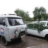 Три автомобиля — для поддержки бойцов: в Астрахани прошла передача машин для нужд СВО