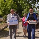 Первую «Коробку храбрости» уже передали маленьким пациентам