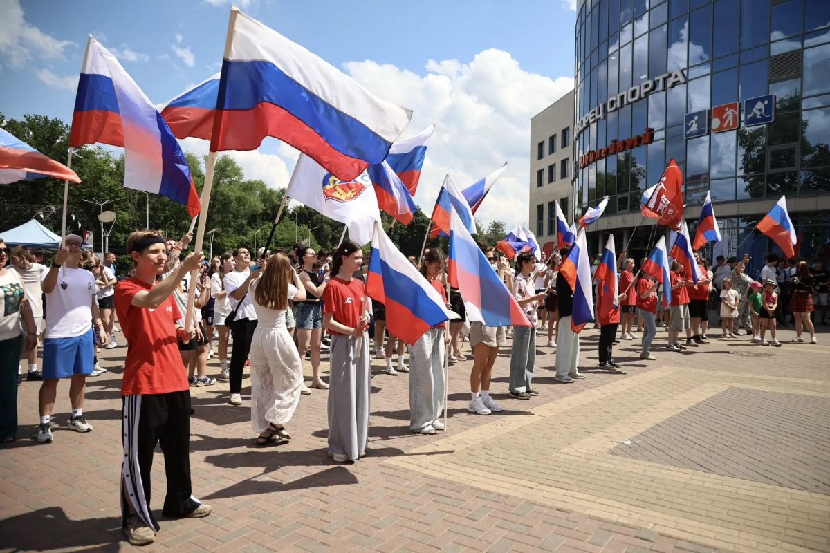 В Смоленске стартовал летний фестиваль «Молодёжная энергия спорта»