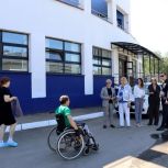 «Партийный десант» областного парламента оценил новые корпуса пансионата для пожилых людей и инвалидов «Созвездие»