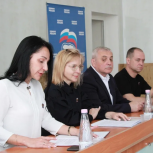 Ремонт дорог и решение проблем с водоснабжением – основные темы предложений в народную программу озвучили на конференции «Единой России» в Ивановке