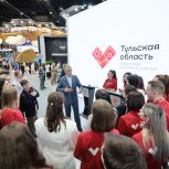 Дмитрий Миляев встретился с молодежью из Тульской и Ленинградской областей