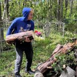 Молодогвардейцы помогли жителям Емцы справиться с последствиями непогоды