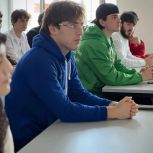 Дайджест «Молодой Гвардии»: от патриотических квестов в ЧГУ до гуманитарной миссии в Курске