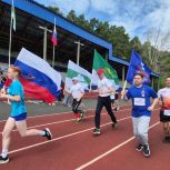 Единороссы приняли участие в спортивном мероприятии «Забег России – 2026»
