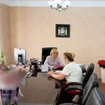 Ирина Урванцева поможет югорчанке решить жилищный вопрос