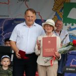 Депутат Курганской областной Думы от Единой России Федор Ярославцев принял участие в праздничных мероприятиях, посвященных Дню России, в Далматово.