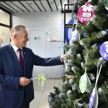 В Международный день защиты детей в Ижевске открылась летняя «Ёлка желаний»