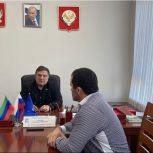 Сайгидпаша Умаханов провел прием граждан в общественной приемной «Единой России»