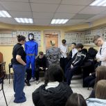 Штаб общественной поддержки «Единой России» показал школьникам «невидимый фронт»