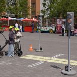 В Петропавловске-Камчатском при поддержке «Единой России» для детей организовали флешмоб по ПДД