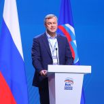 Лекарственное обеспечение, мобильная медицина, единая карта пациента: в Народную программу «Единой России» войдут предложения по развитию здравоохранения