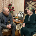 «Единая Россия» навестила долгожительницу, проживающую во Владикавказе