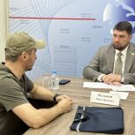 Депутат «Единой России» Павел Кузьмин встретился с жителями донской столицы