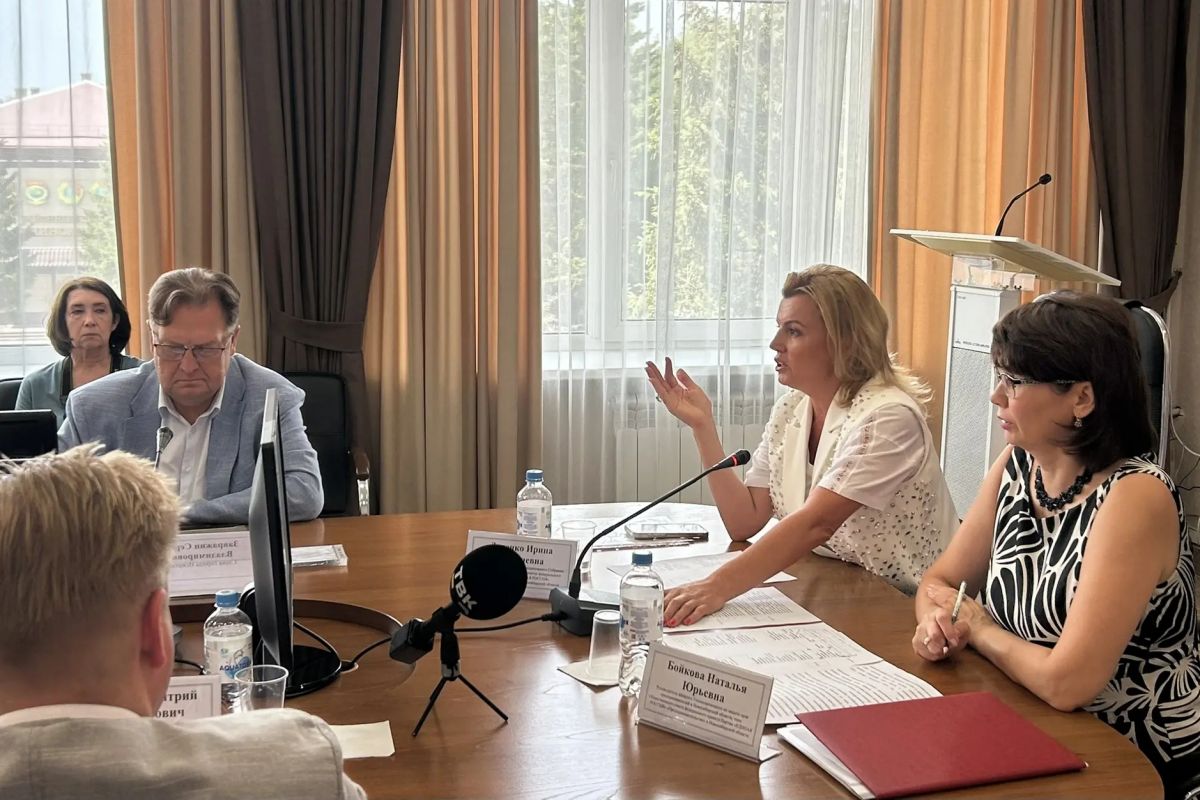 «Единая Россия» в Искитиме провела совещание-семинар для представителей бизнеса