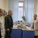 Александр Дудоров посетил социальные объекты посёлка Провидения