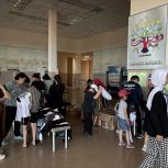 В Хабаровском крае стартовал проект «Тёплый рейс»: продуктовая помощь, юристы и парикмахеры — для жителей отдалённых сёл
