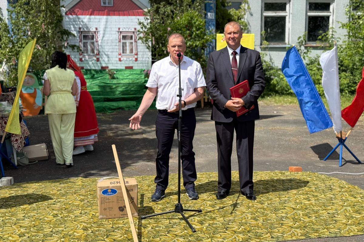 Виктор Горбунов поздравил жителей села Рындино с Днем села!