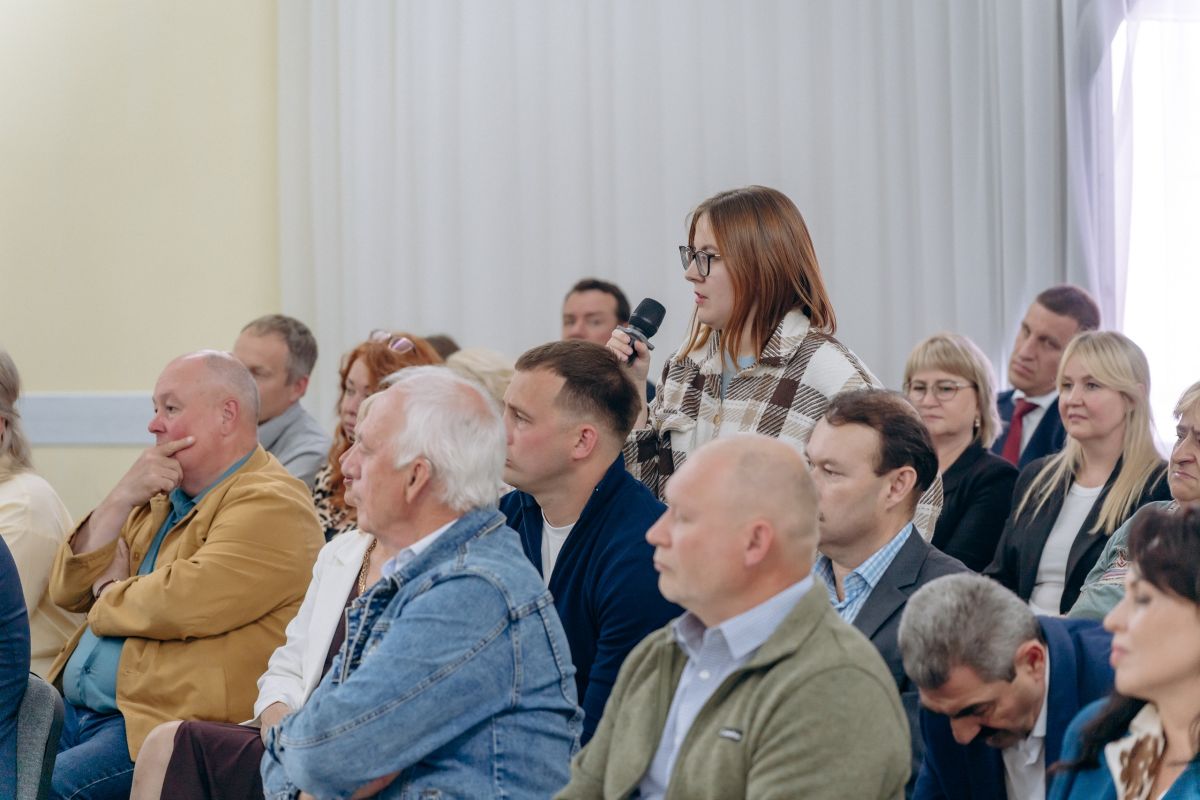 Депутат Госдумы Антон Немкин обсудил с жителями Прикамья реализацию Народной программы