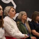 «Будущее России начинается с семьи»: в Курске обсудили итоги партийных проектов
