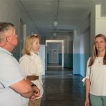 «Единая Россия» окажет содействие в ремонте крыши Нижнесерогозских больницы и школы