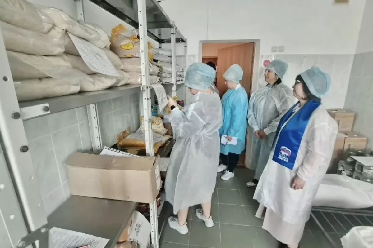 «Единая Россия» оценила качество отдыха и питания в пришкольном лагере Губкинского