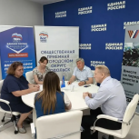 От выплат до реабилитации: участники СВО получили поддержку в общественных приёмных «Единой России»