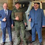 Донские депутаты «Единой России» передали автомобиль и компьютерное оборудование бойцам СВО