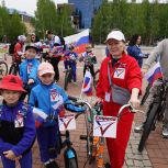 Велозабеги, мастер-классы и конкурсы: партийцы организовали серию праздников для югорских семей