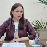 Депутат Госдумы Елена Евтюхова и председатель регионального общественного совета  партпроекта «Крепкая семья», начальник Департамента социальной политики Любовь Брянцева провели анализ совместной работы
