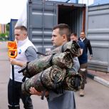 «Единая Россия» отправила из Подмосковья на фронт около 270 тонн помощи